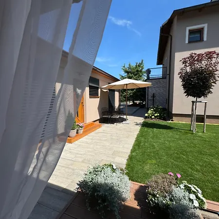 Ferienhaus Kvetinova Zahrada Prag